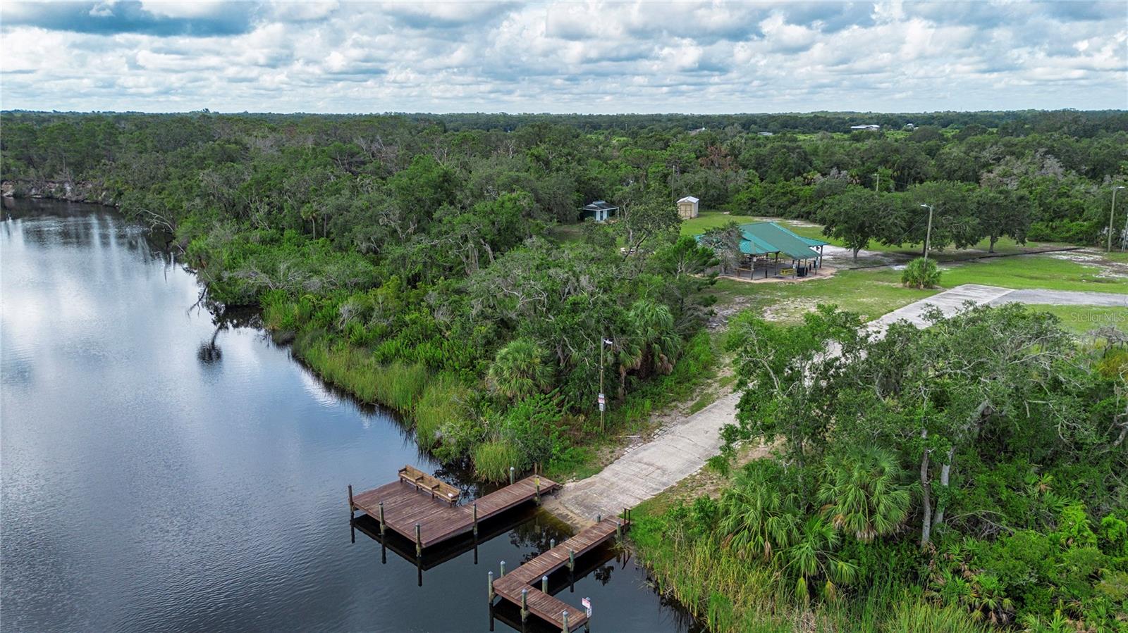 2501 LIGHTFOOT RD