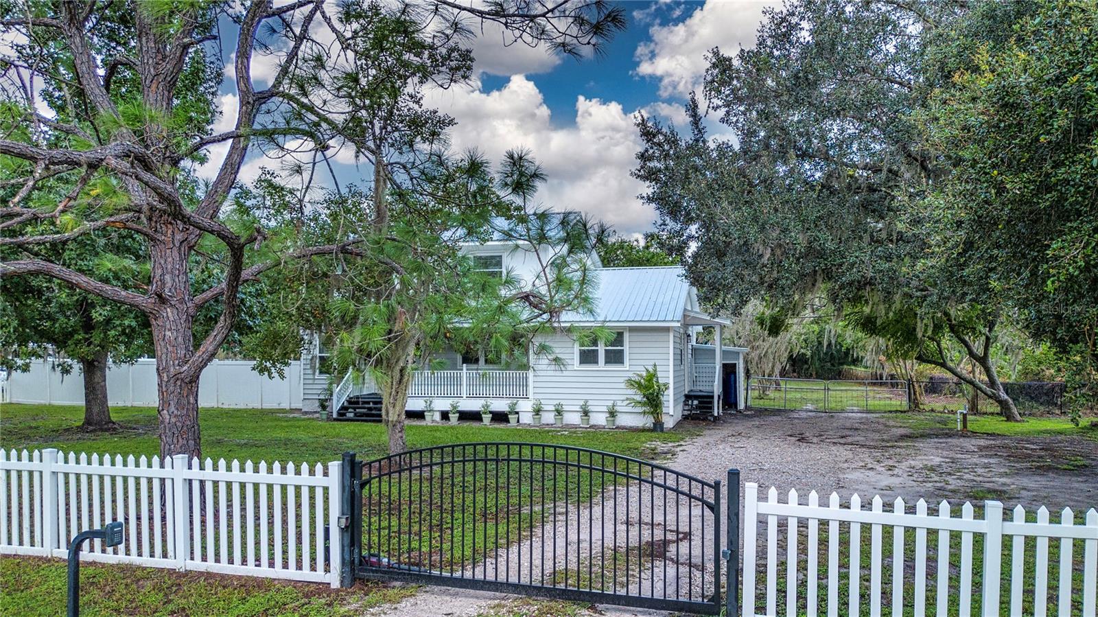 2501 LIGHTFOOT RD