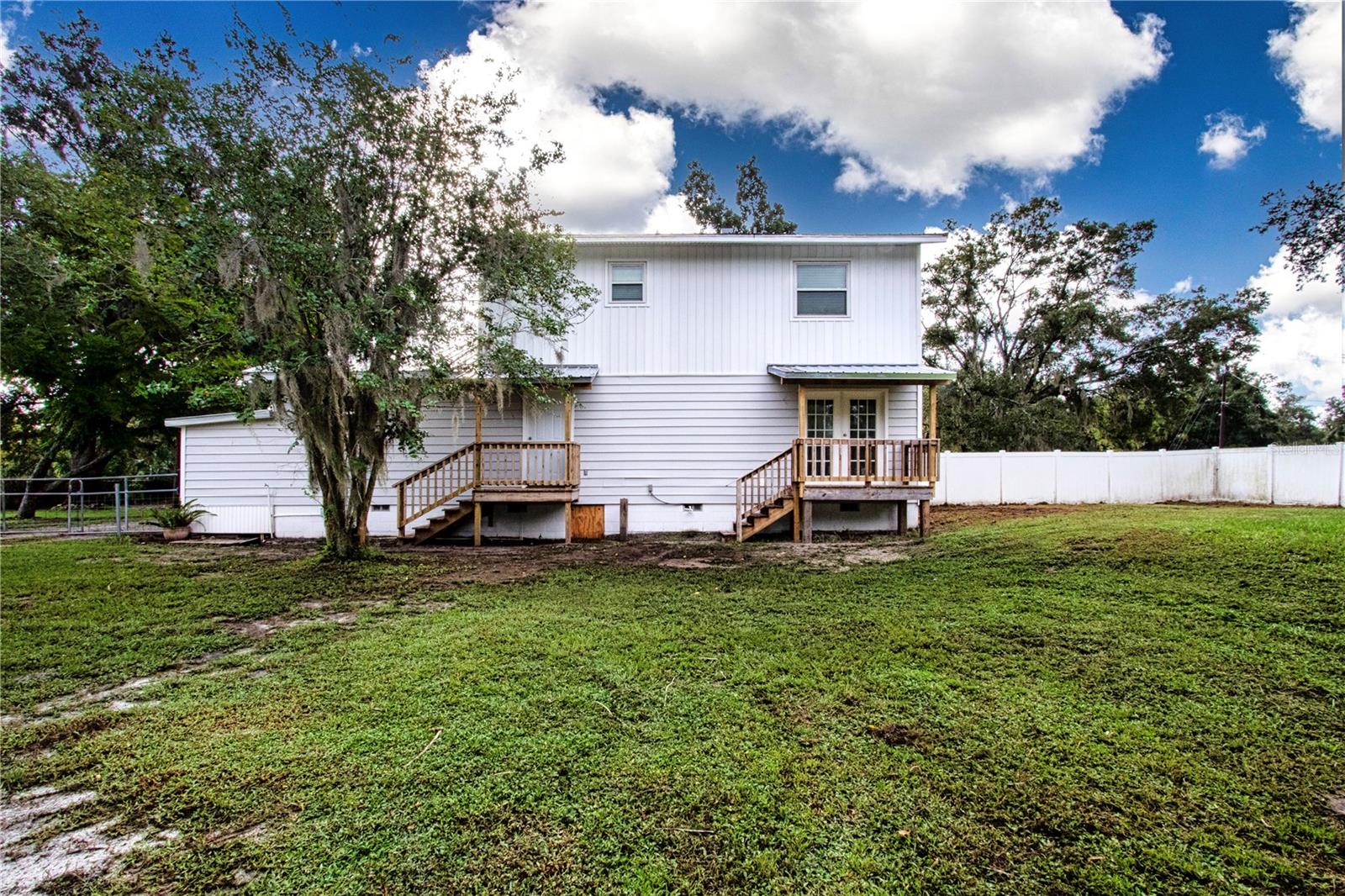 2501 LIGHTFOOT RD