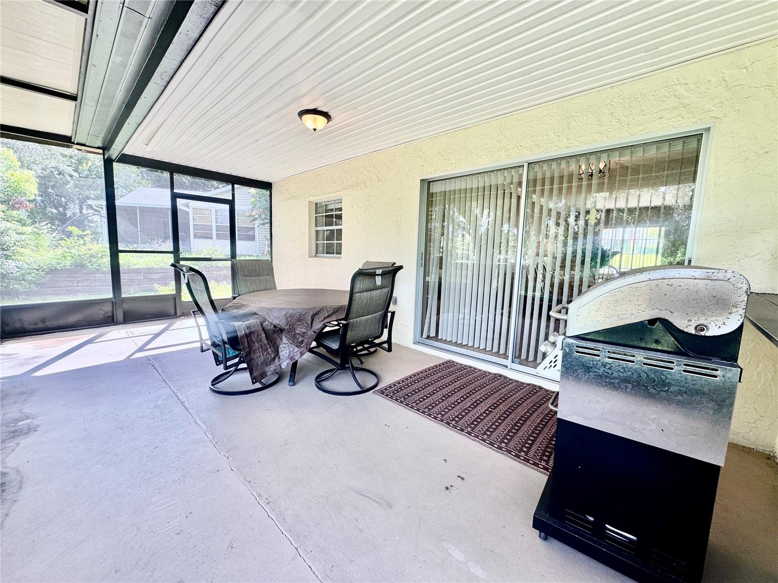 13112 WESTERN CIR