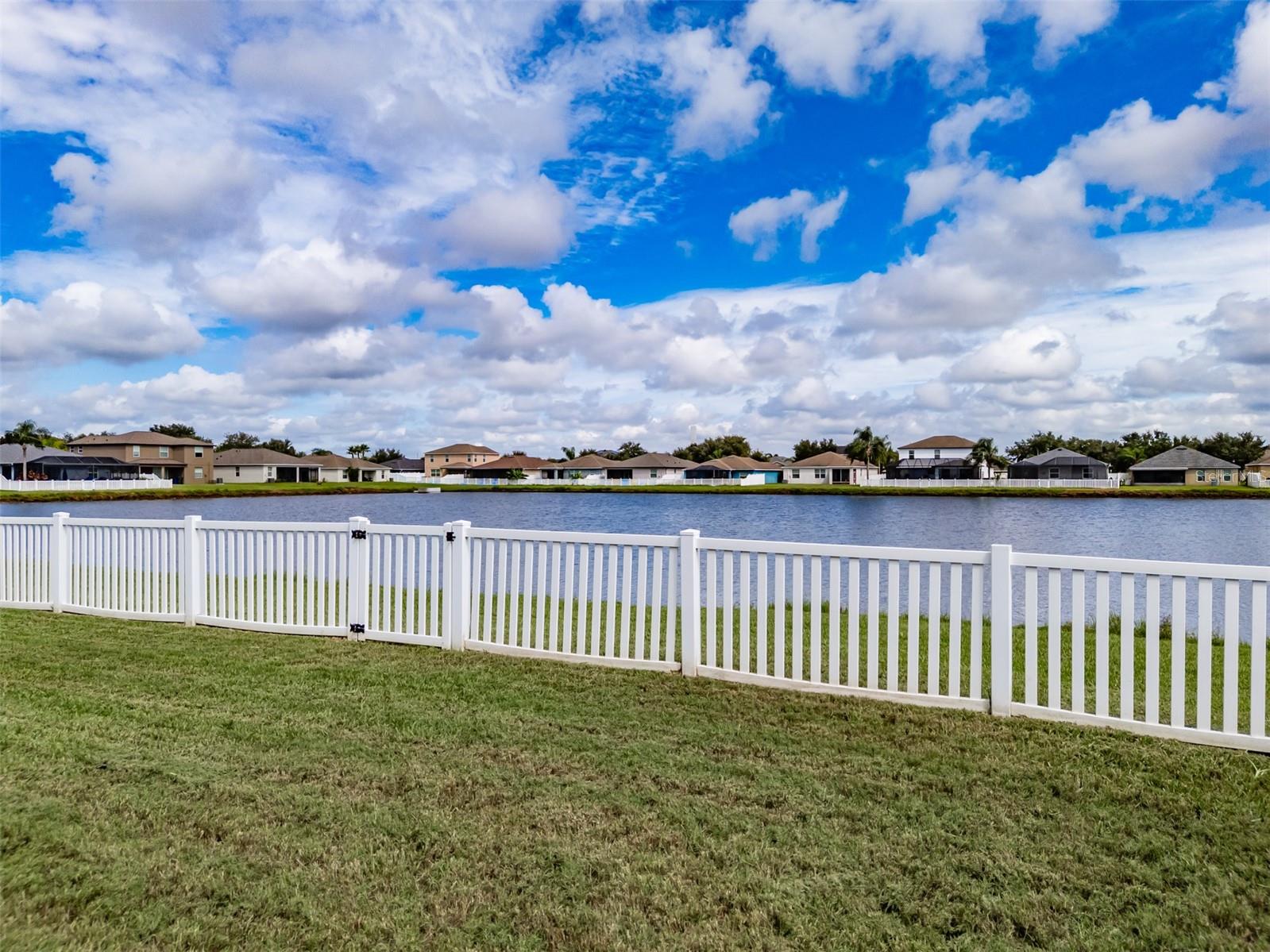 11526 ASHTON FIELD