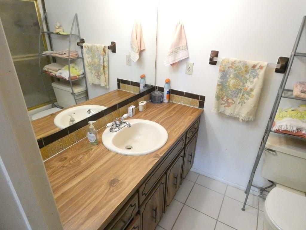 9940 EAGLES POINT CIR #3
