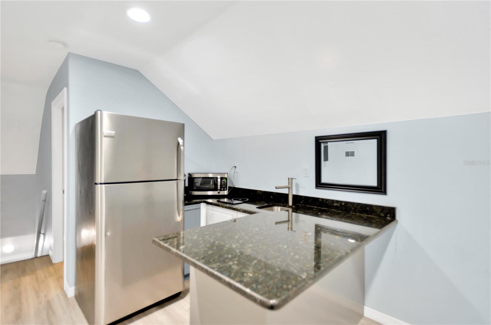 911 S ROME AVE #4