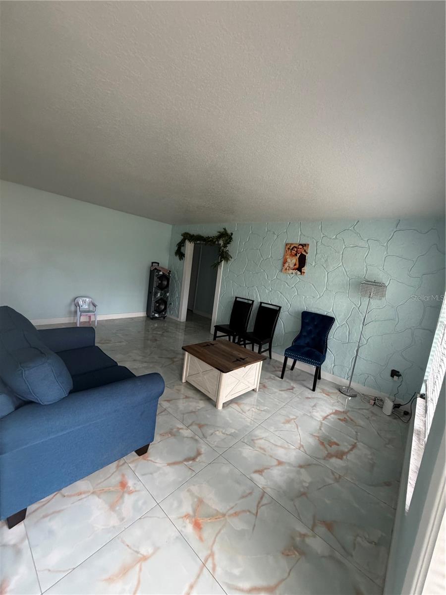 10909 W ELBOW DR