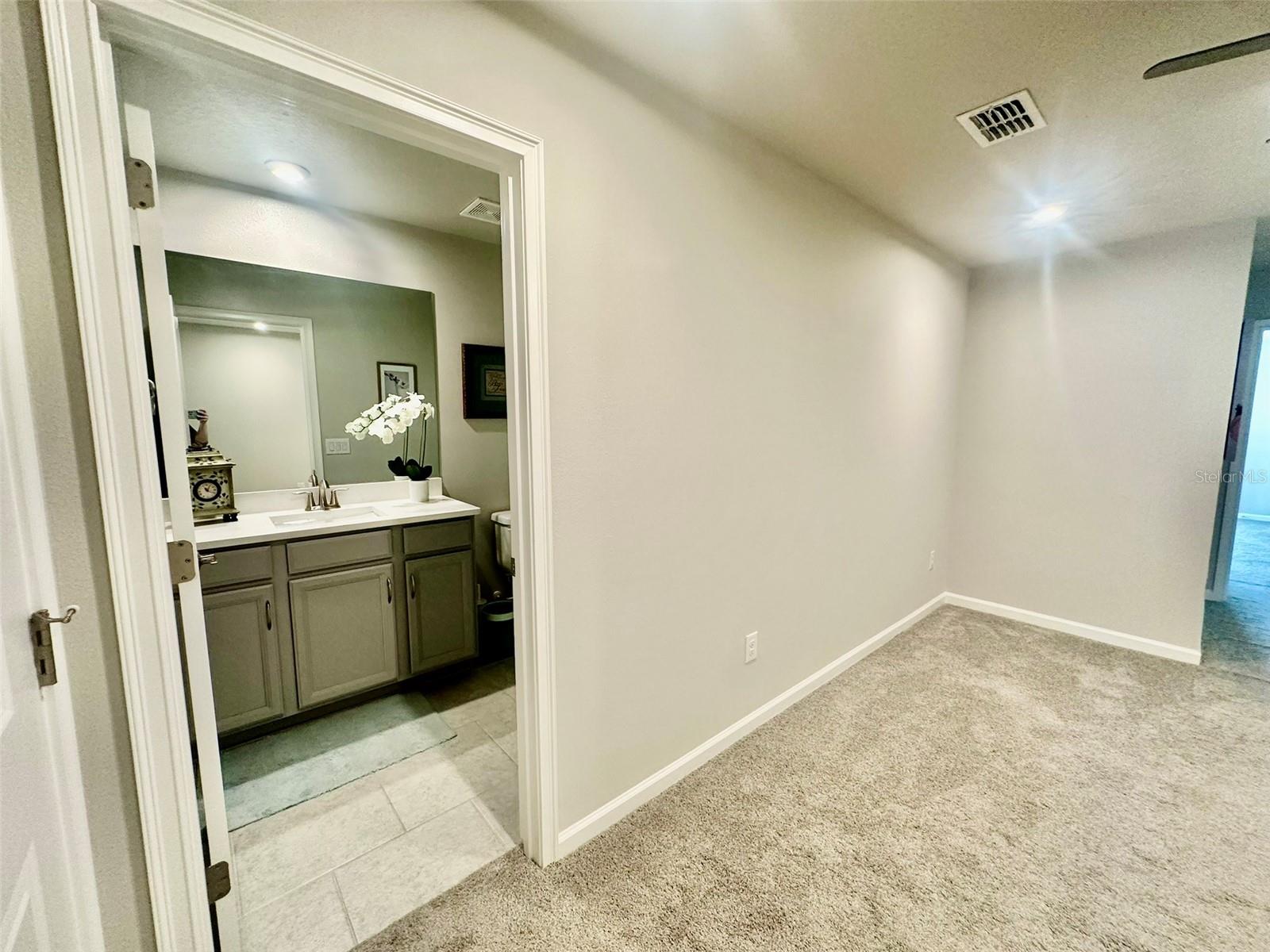 8511 PRIMROSE WILLOW PL