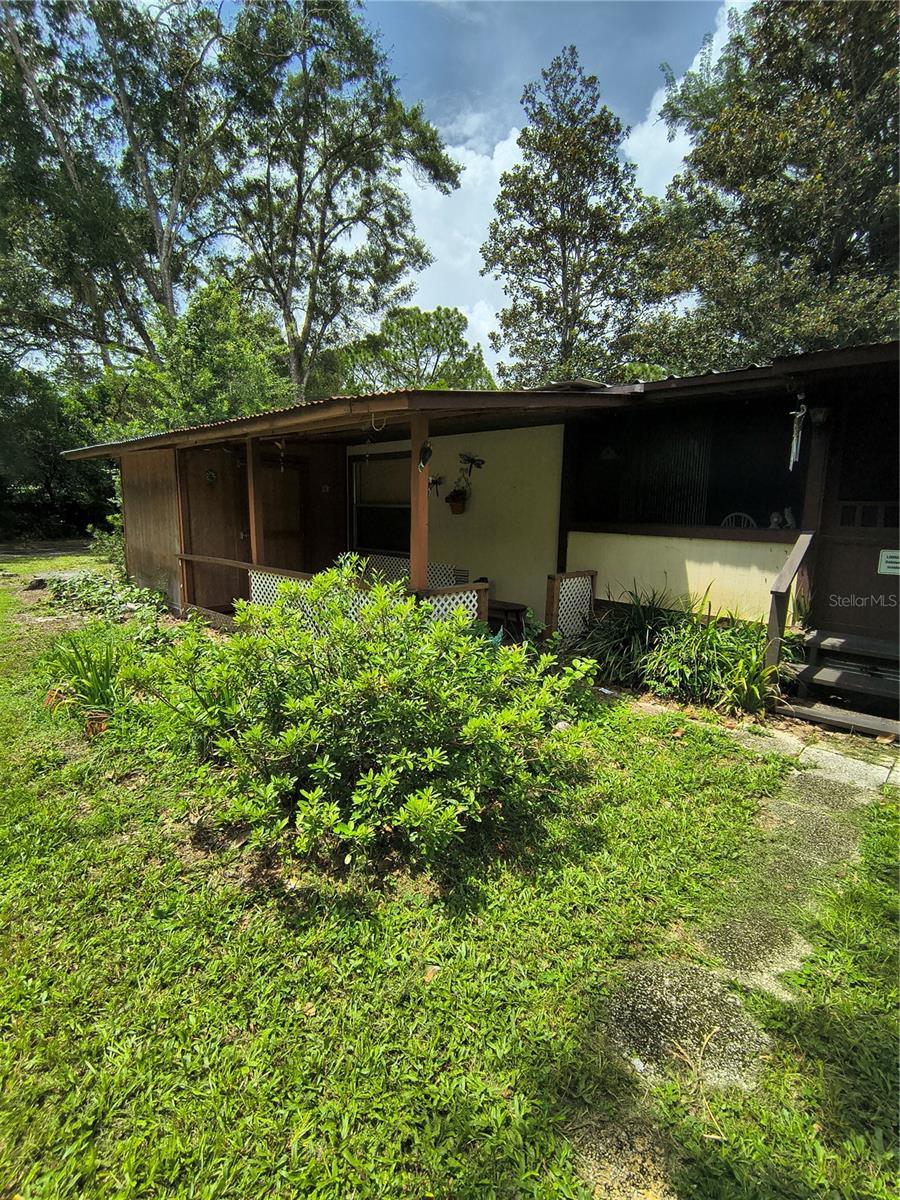 18250 CAUFIELD RD