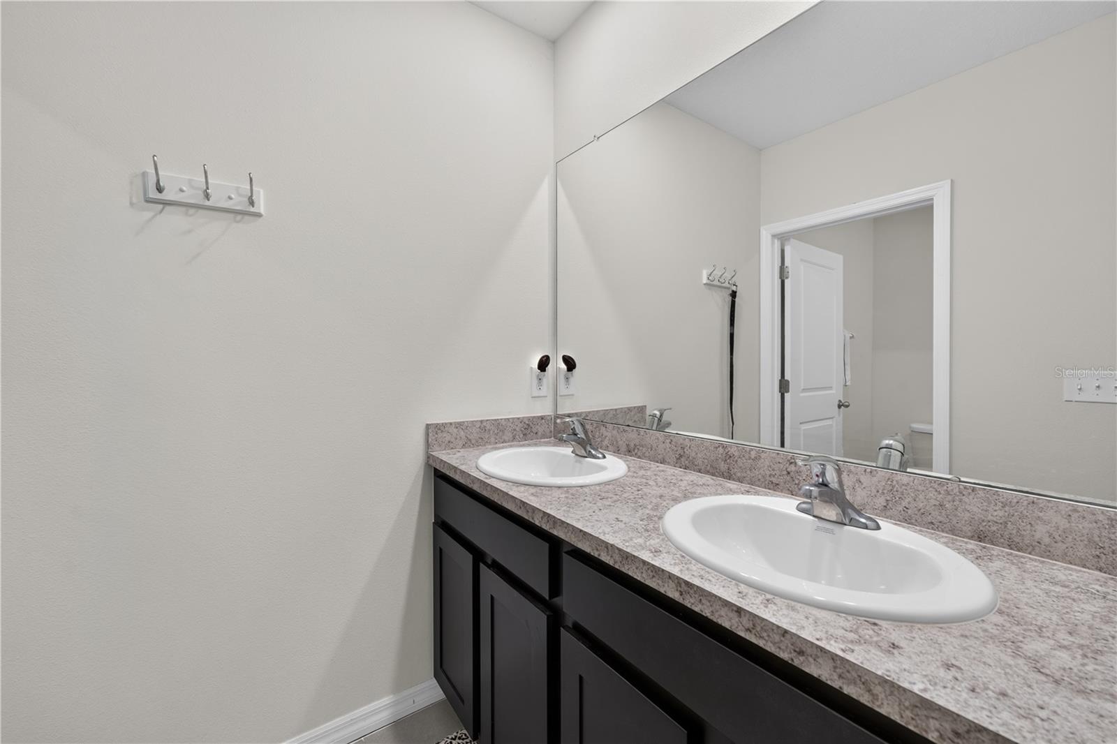 3072 STORYBROOK PRESERVE DR