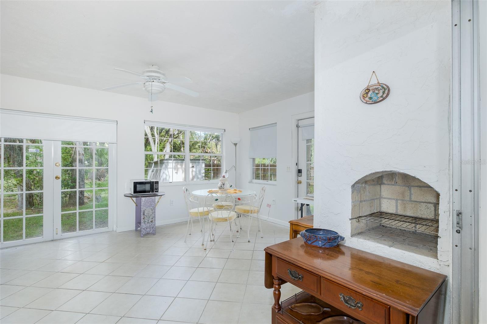 4715 NEEDLE PALM DR