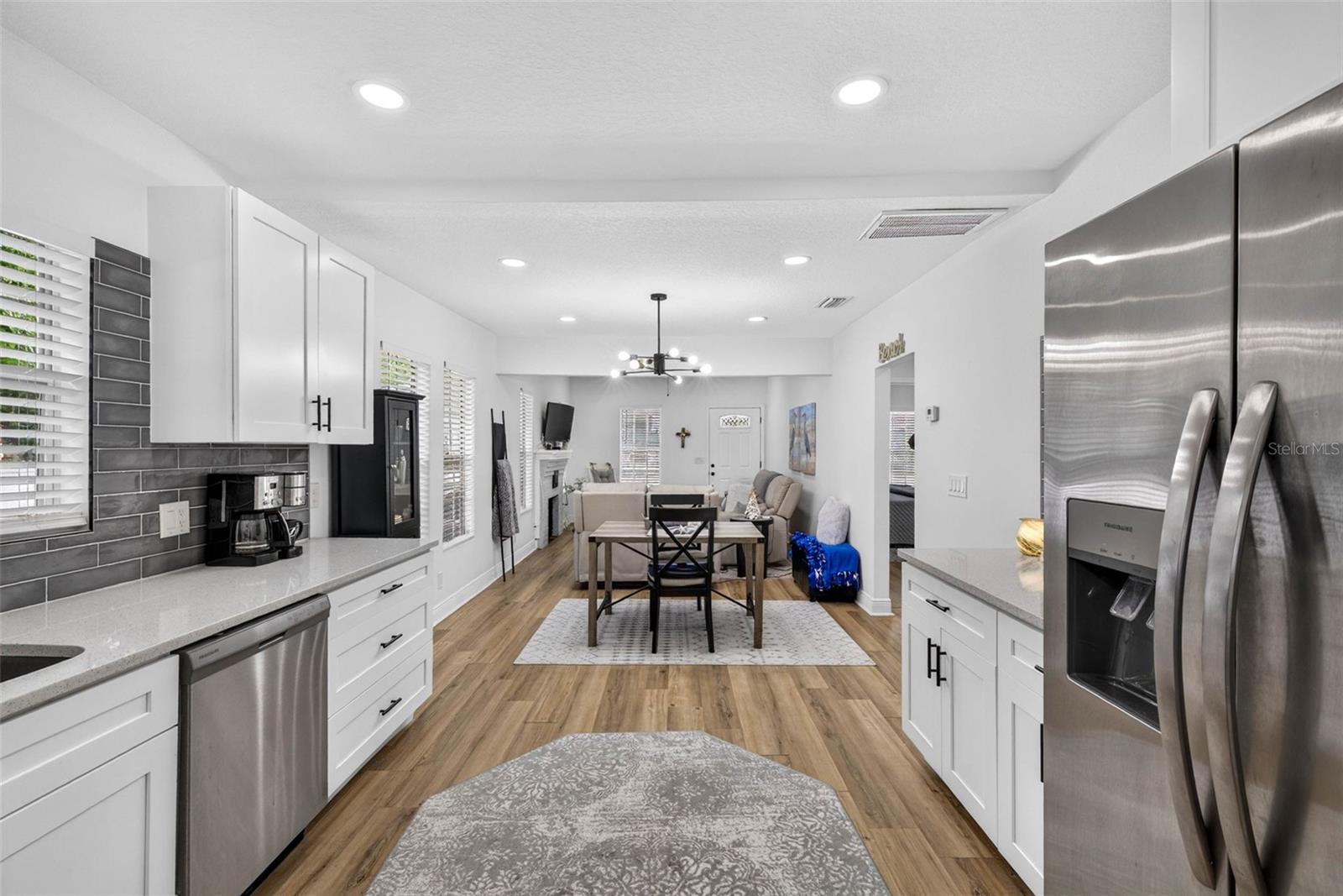 1104 E 28TH AVE