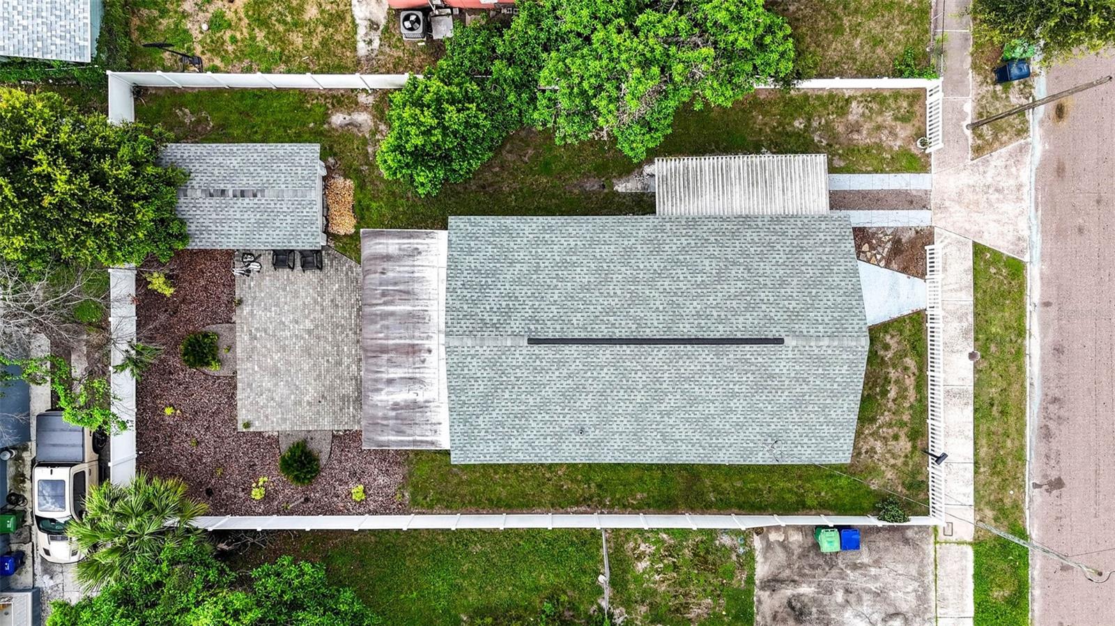 1104 E 28TH AVE