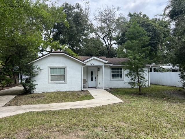 1616 E Marks Dr, Tampa