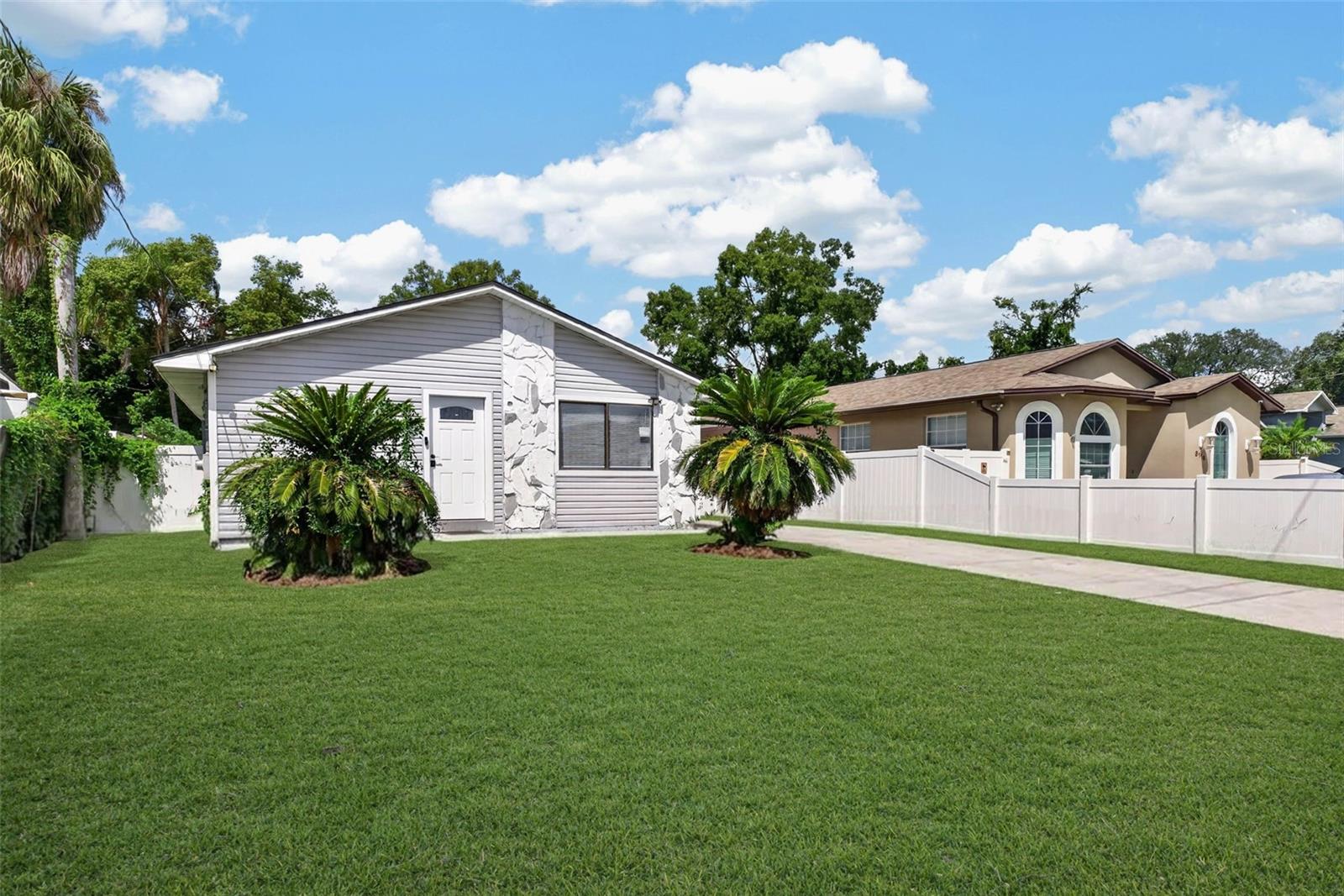 8114 N EDISON AVE
