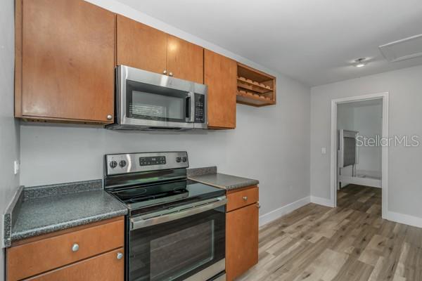 12009 WATERSIDE CT
