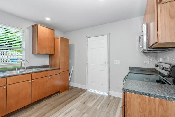 12009 WATERSIDE CT