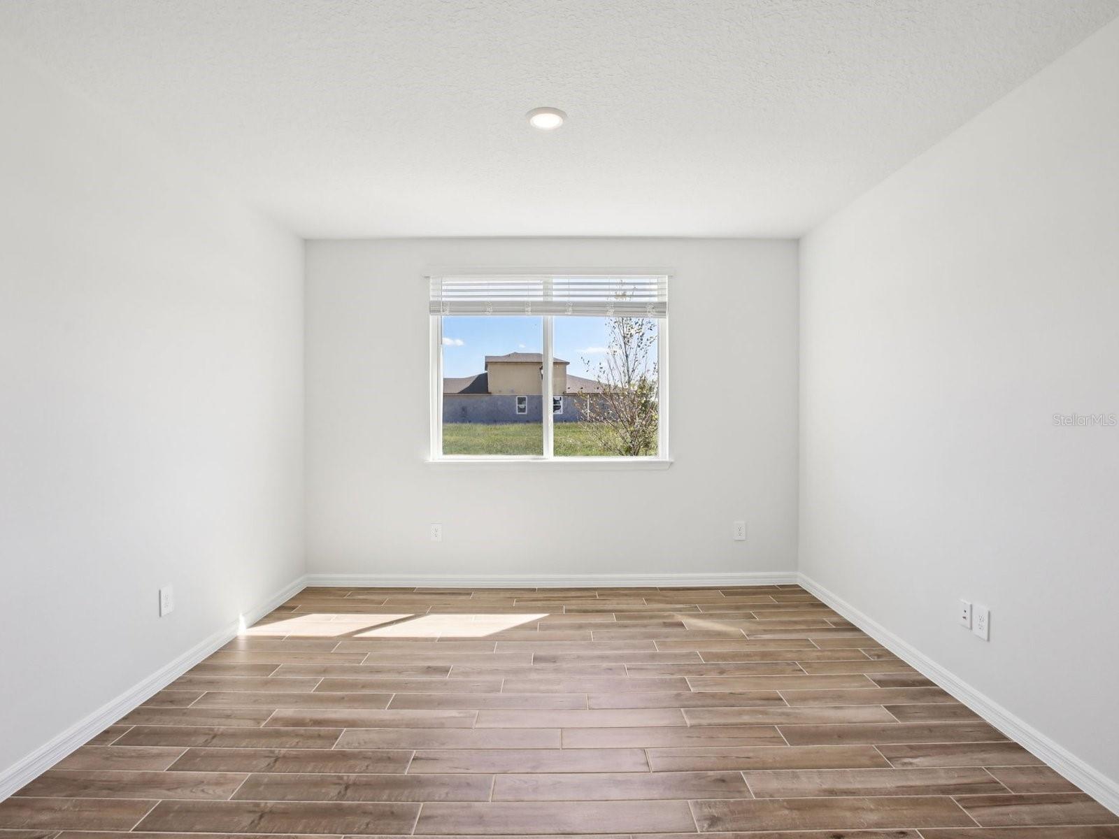 1681 DRAUGHTON DR