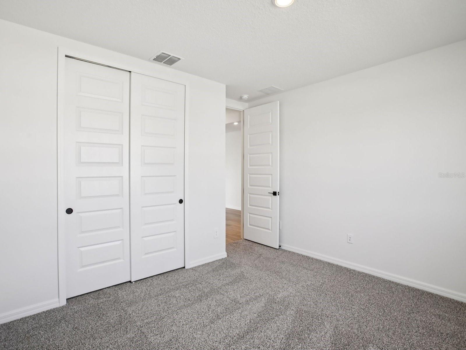 1681 DRAUGHTON DR