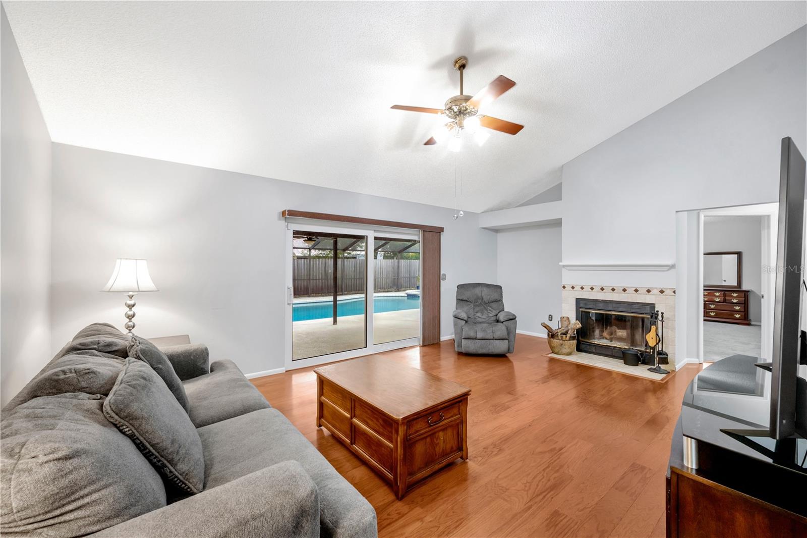 1418 SHELL FLOWER DR