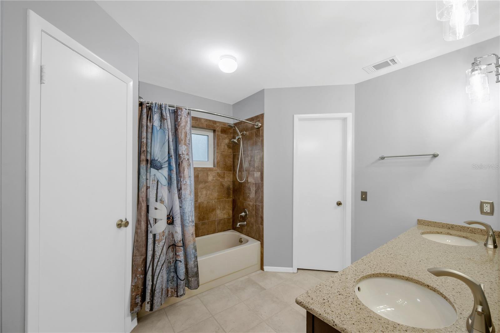 1418 SHELL FLOWER DR