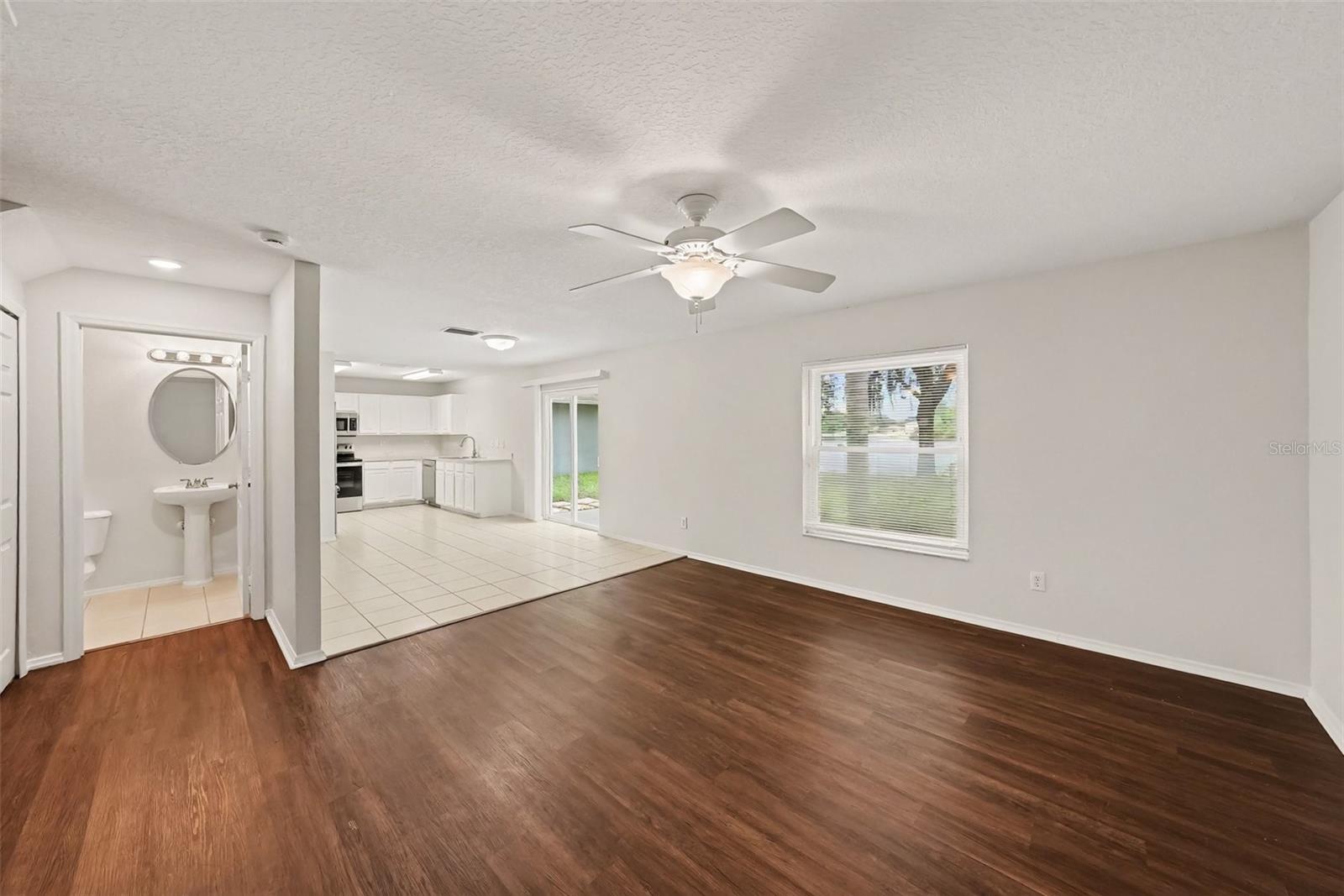 13939 JACOBSON DR