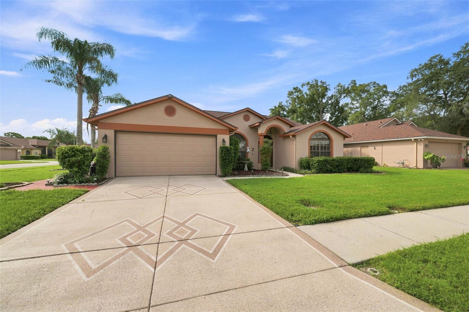 9324 CREEKSIDE CT