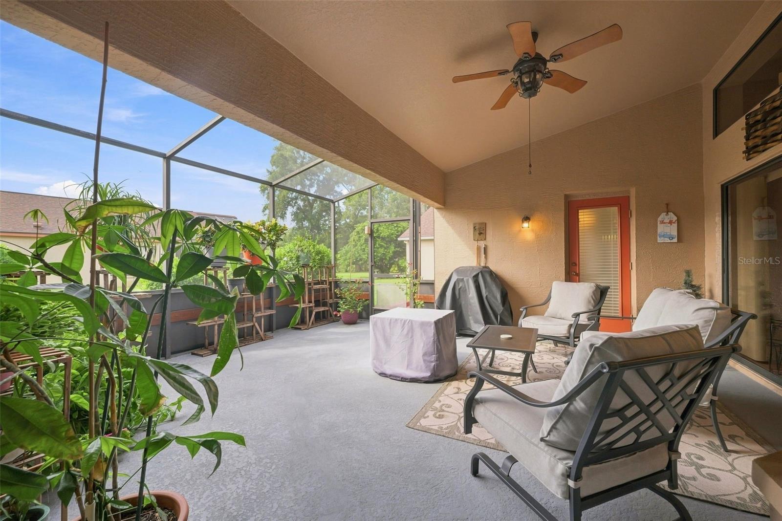 9324 CREEKSIDE CT