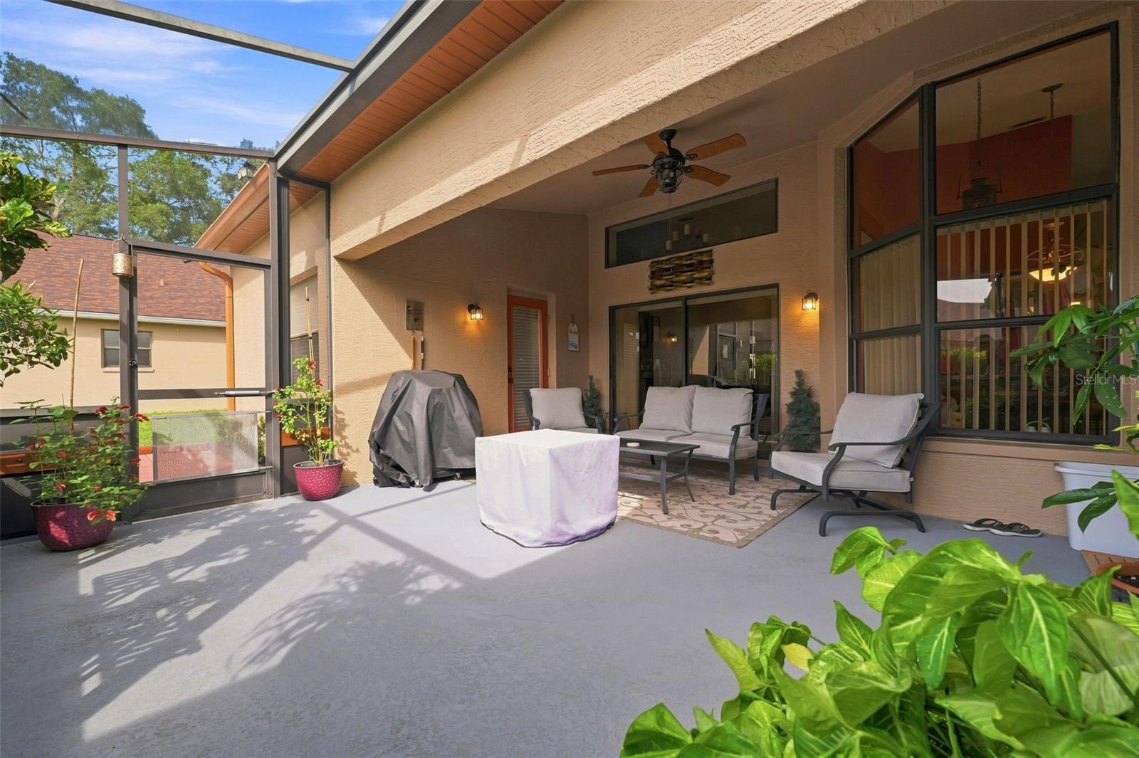 9324 CREEKSIDE CT
