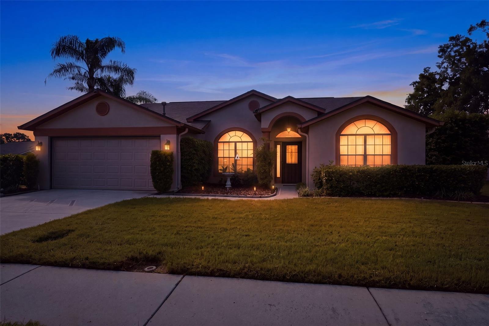 9324 CREEKSIDE CT
