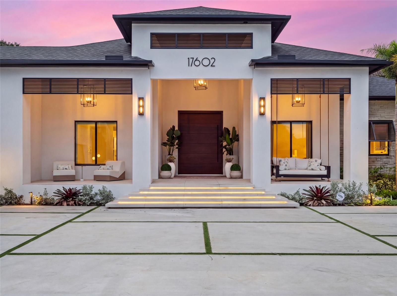17602 GRANDE ESTATES PL