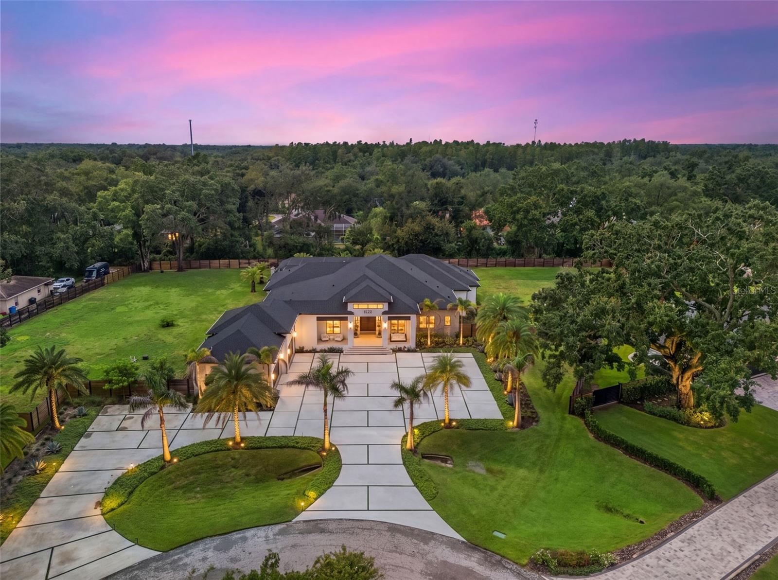 17602 GRANDE ESTATES PL