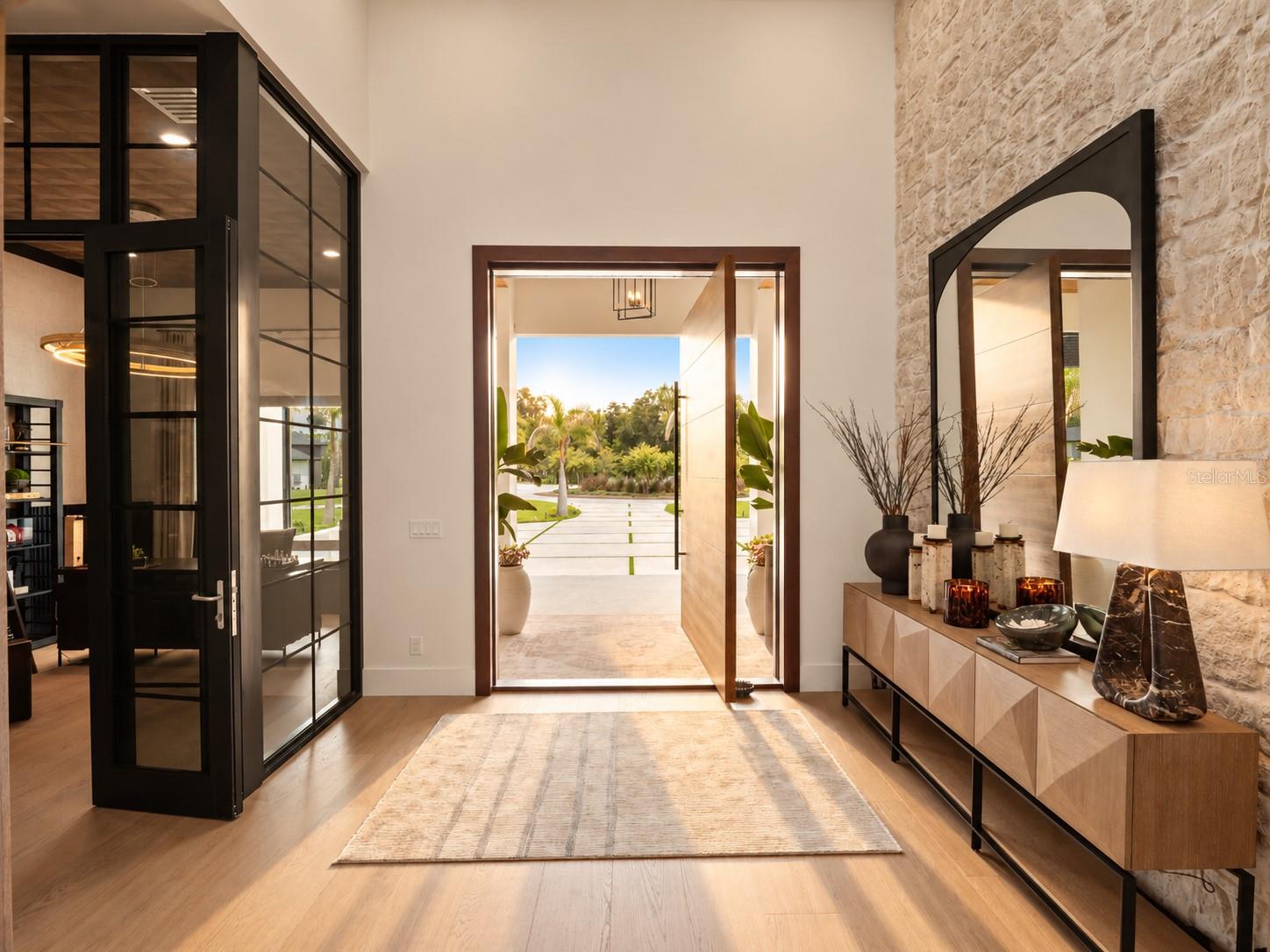 17602 GRANDE ESTATES PL