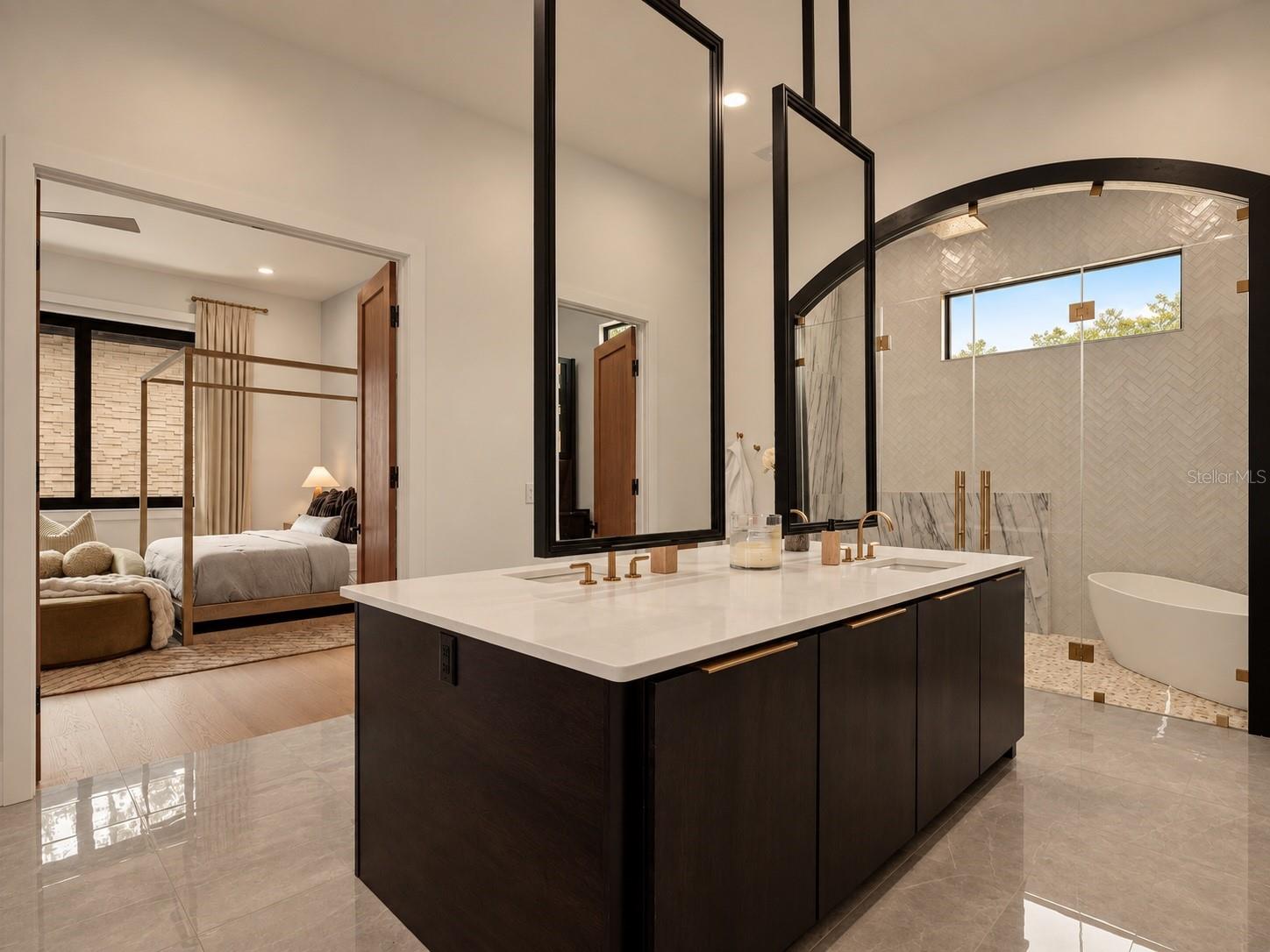 17602 GRANDE ESTATES PL