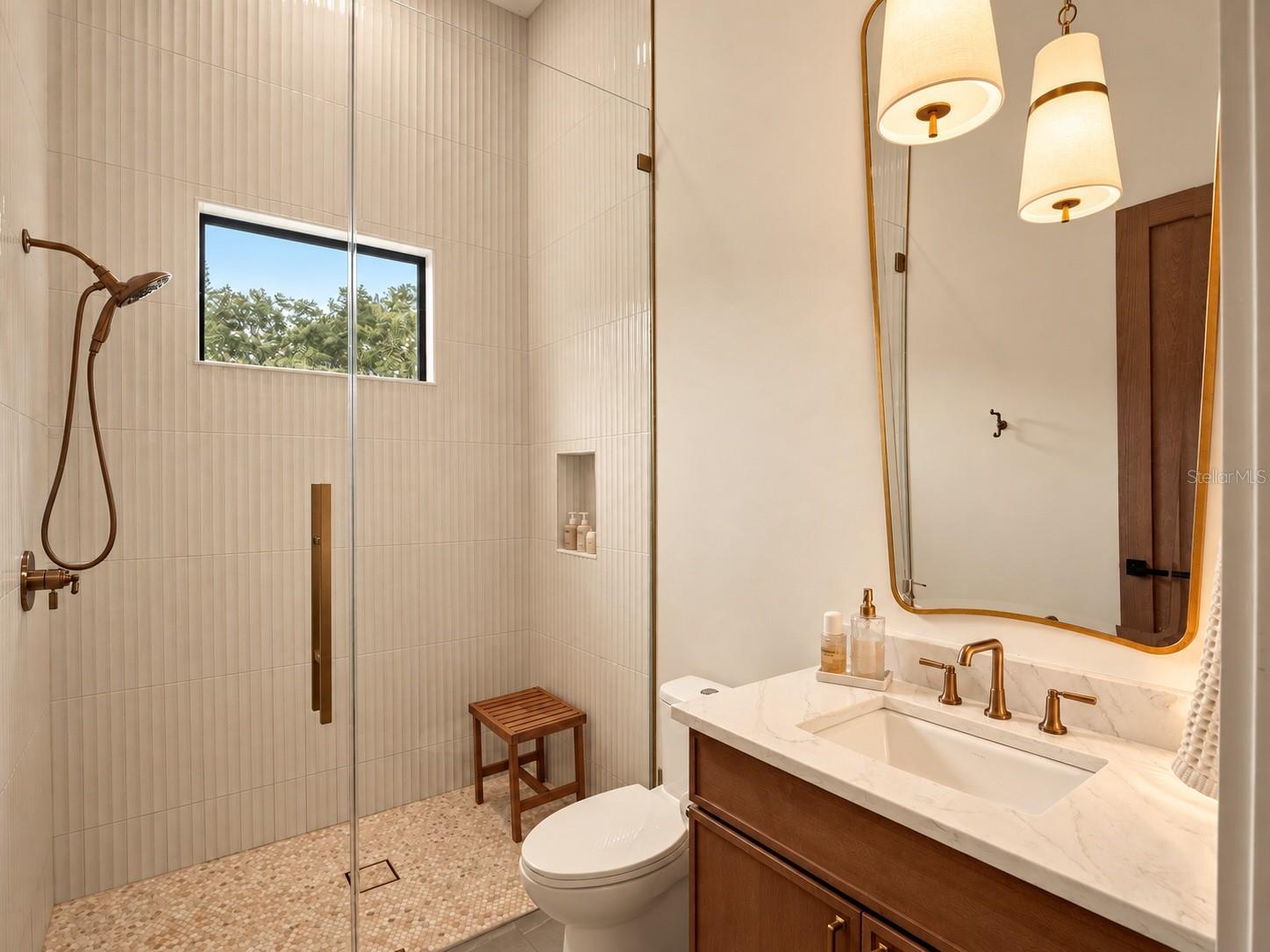 17602 GRANDE ESTATES PL