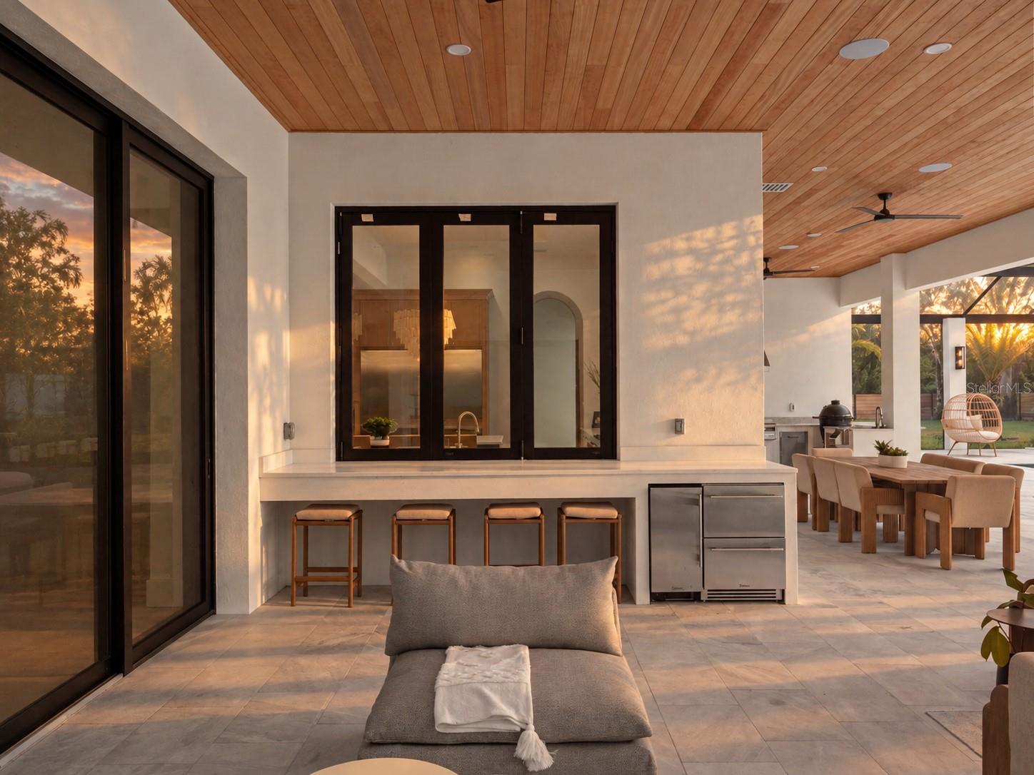 17602 GRANDE ESTATES PL