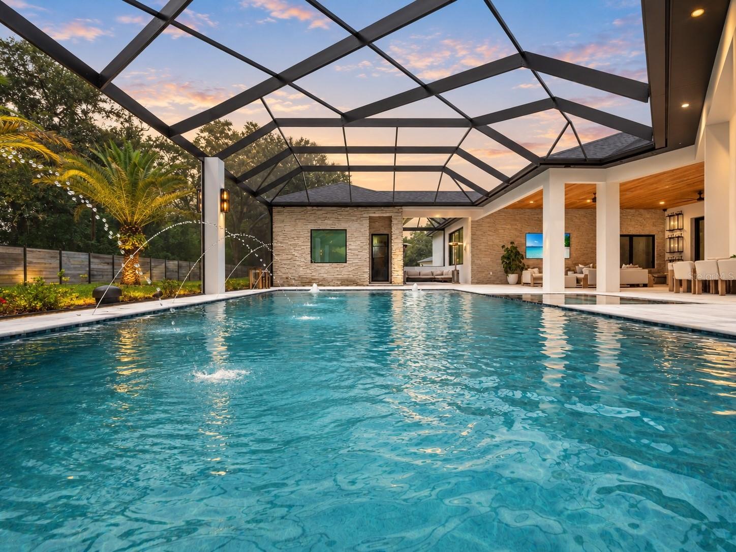 17602 GRANDE ESTATES PL