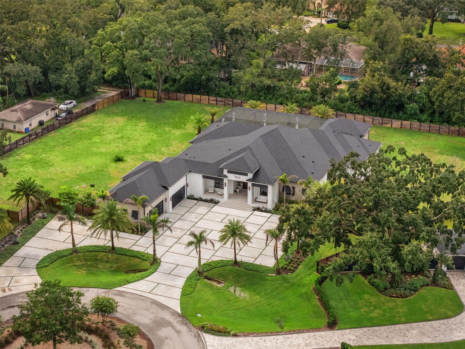 17602 GRANDE ESTATES PL