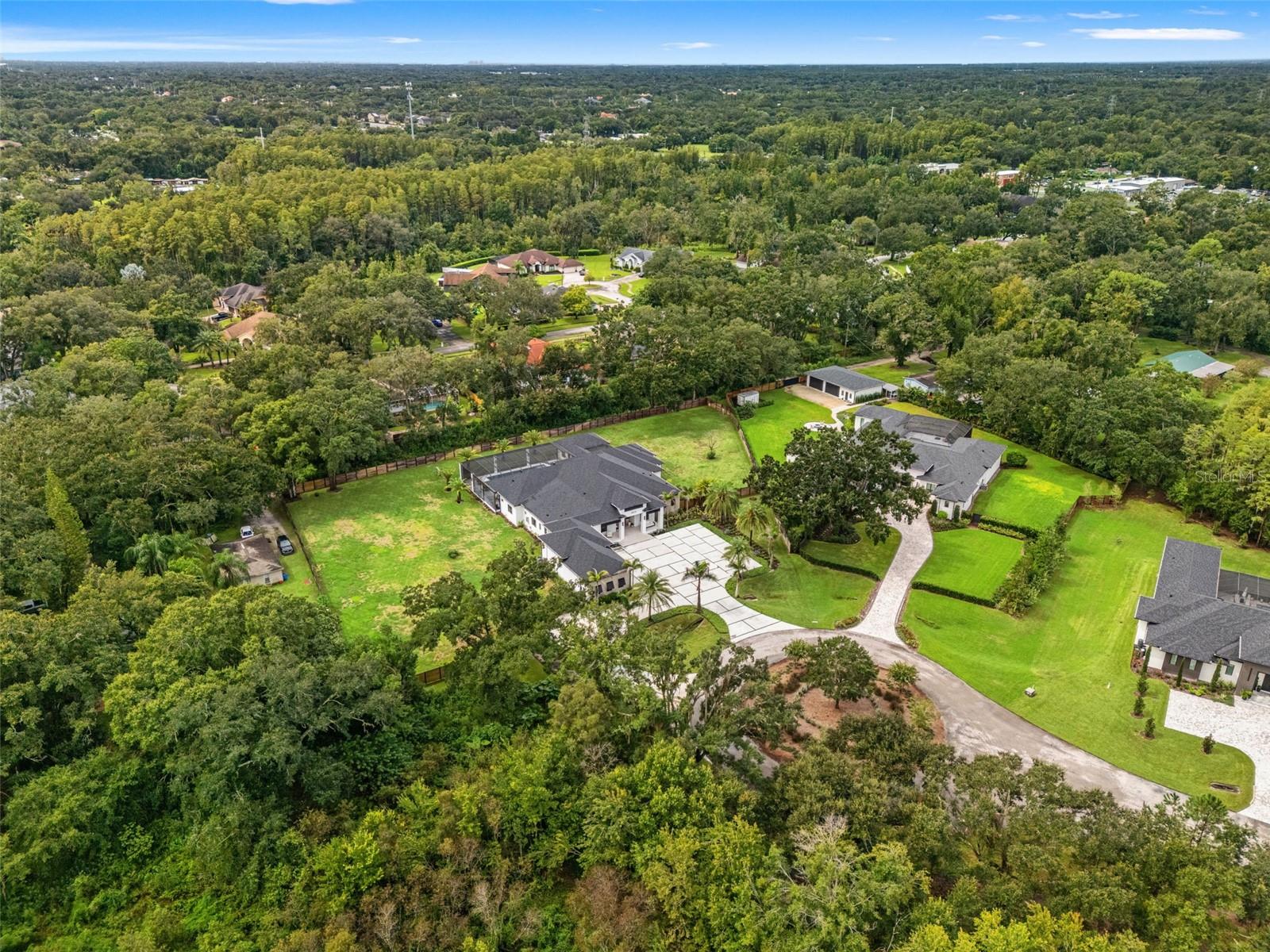 17602 GRANDE ESTATES PL