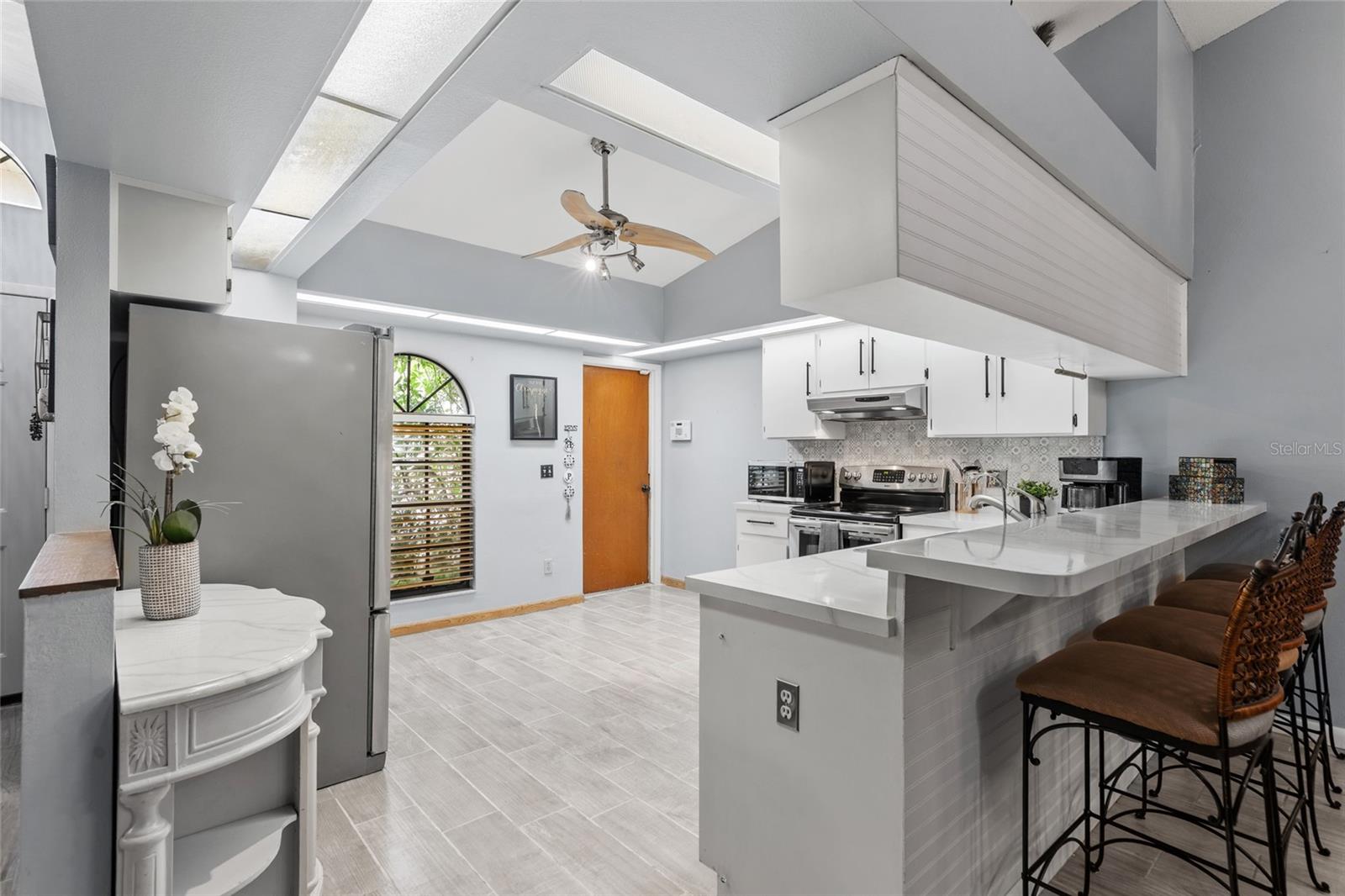 3753 MERIDEAN PL