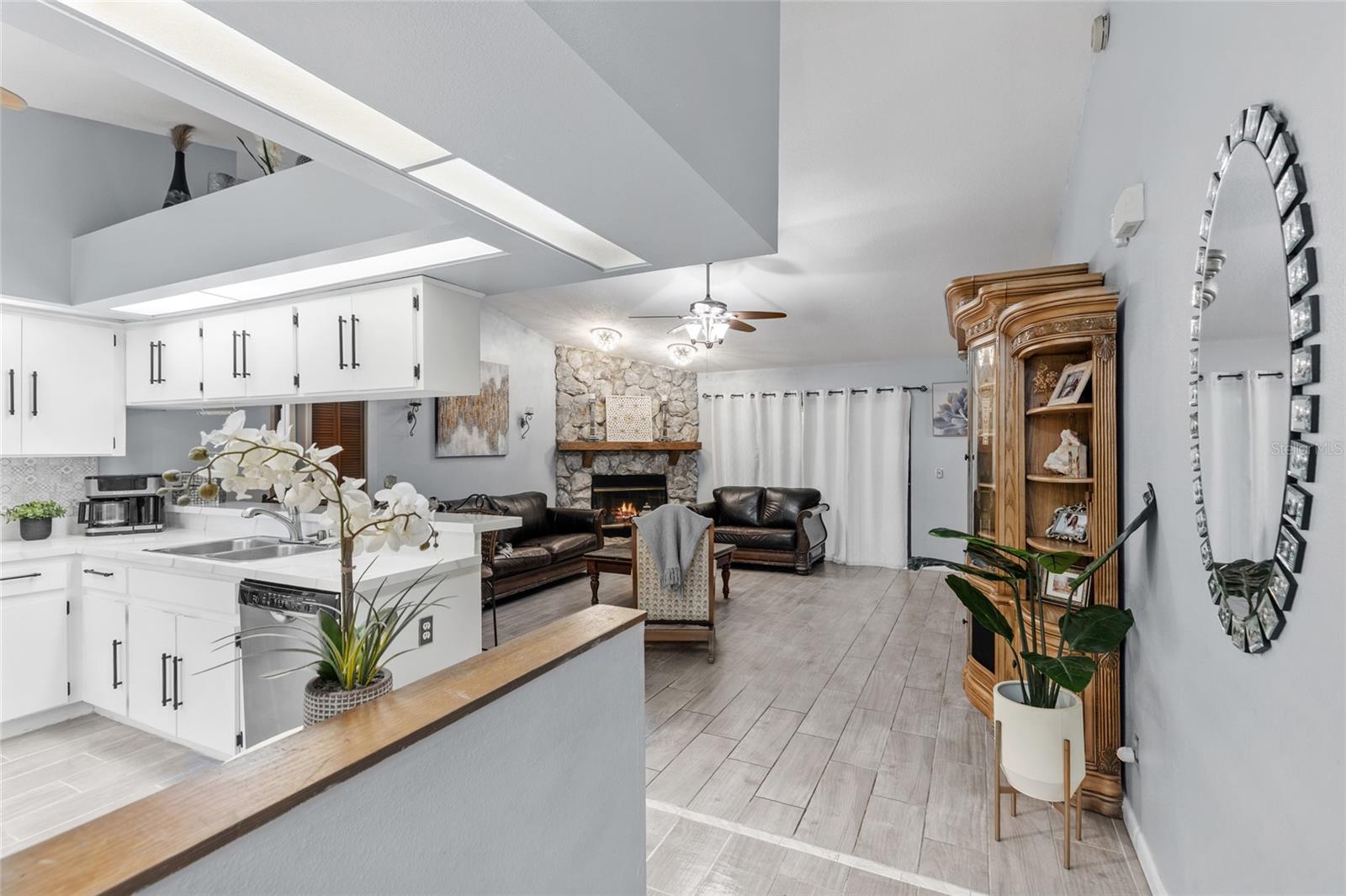 3753 MERIDEAN PL