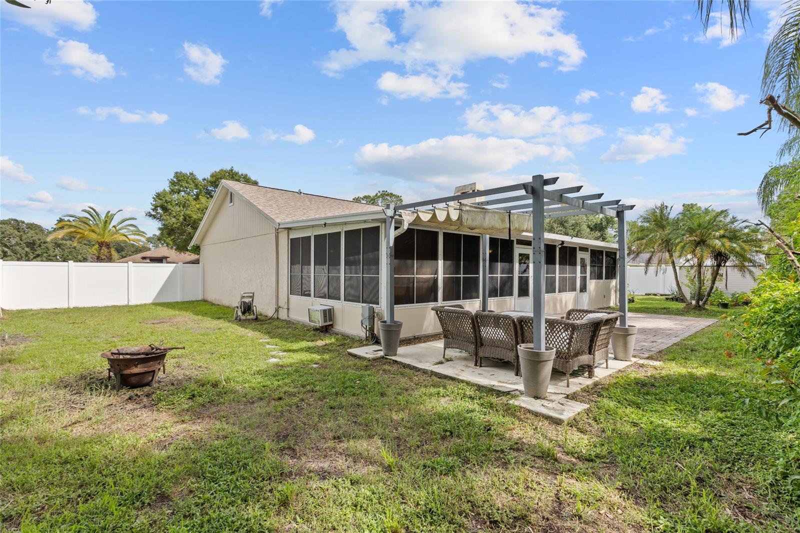 3753 MERIDEAN PL
