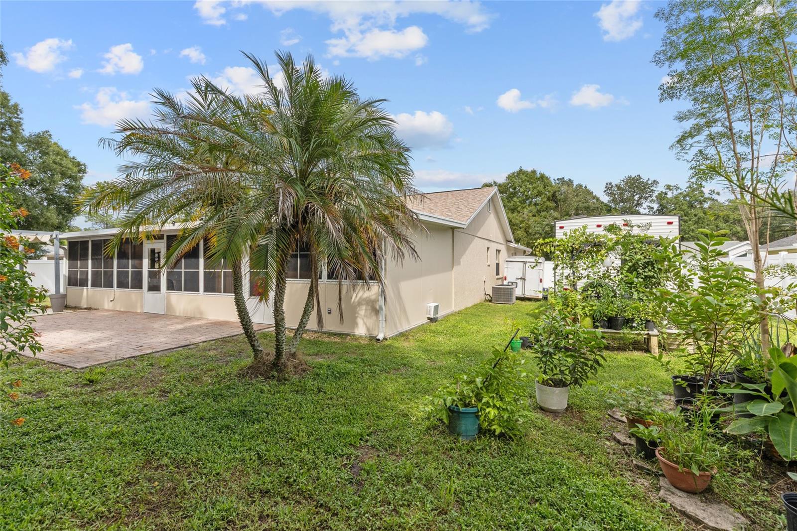 3753 MERIDEAN PL