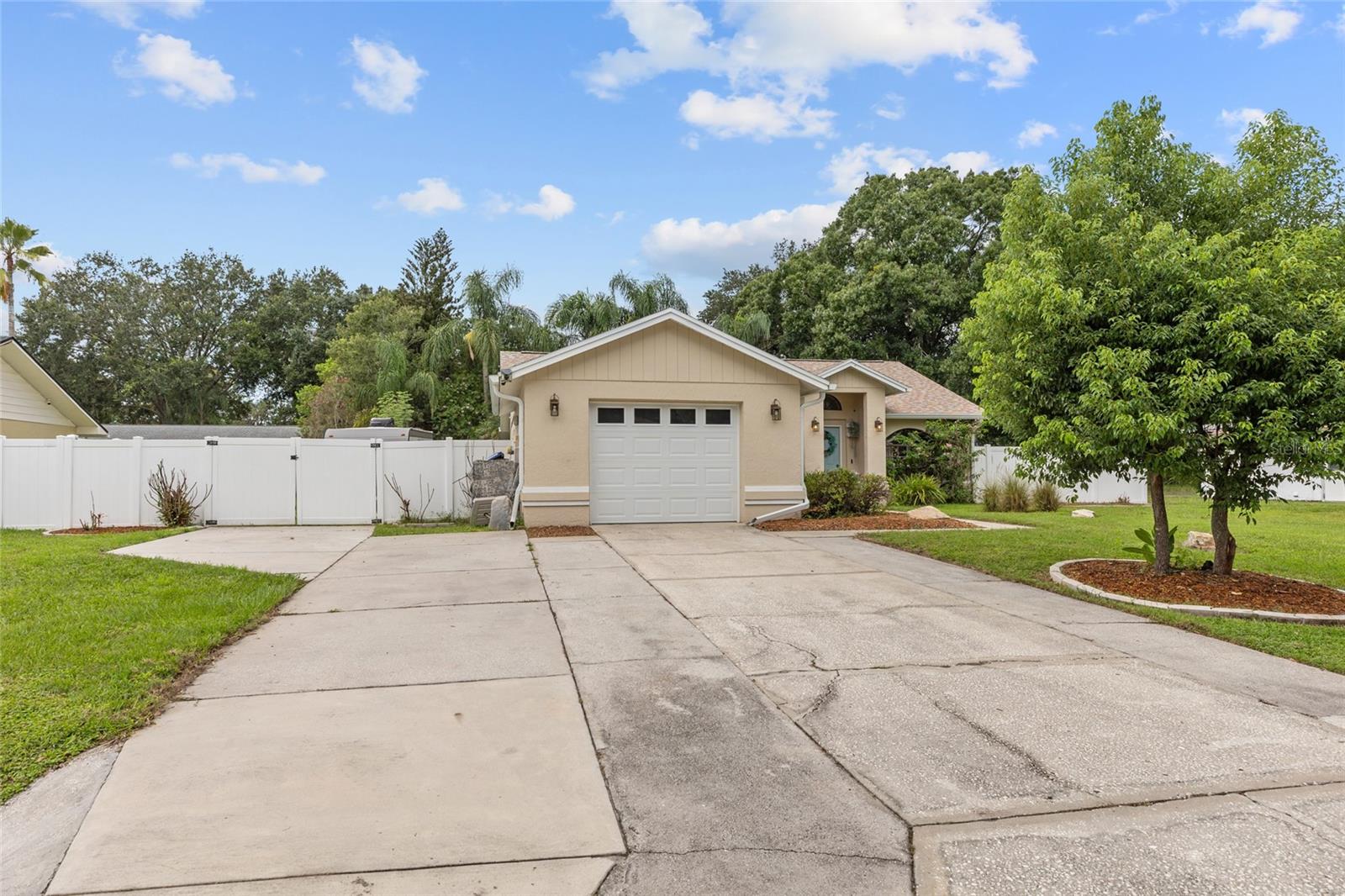 3753 MERIDEAN PL