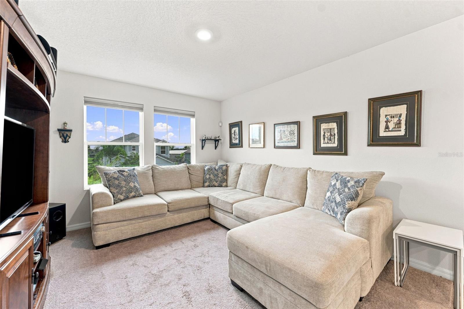 6136 VOYAGERS PL