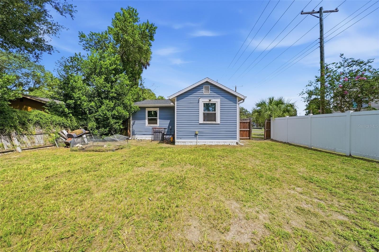3311 E ELLICOTT ST