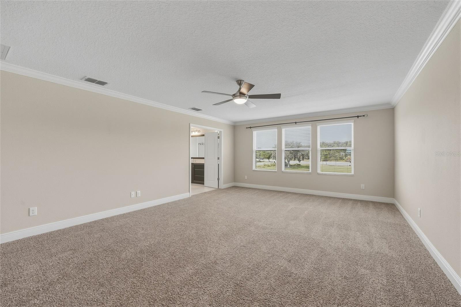10702 PLEASANT KNOLL DR