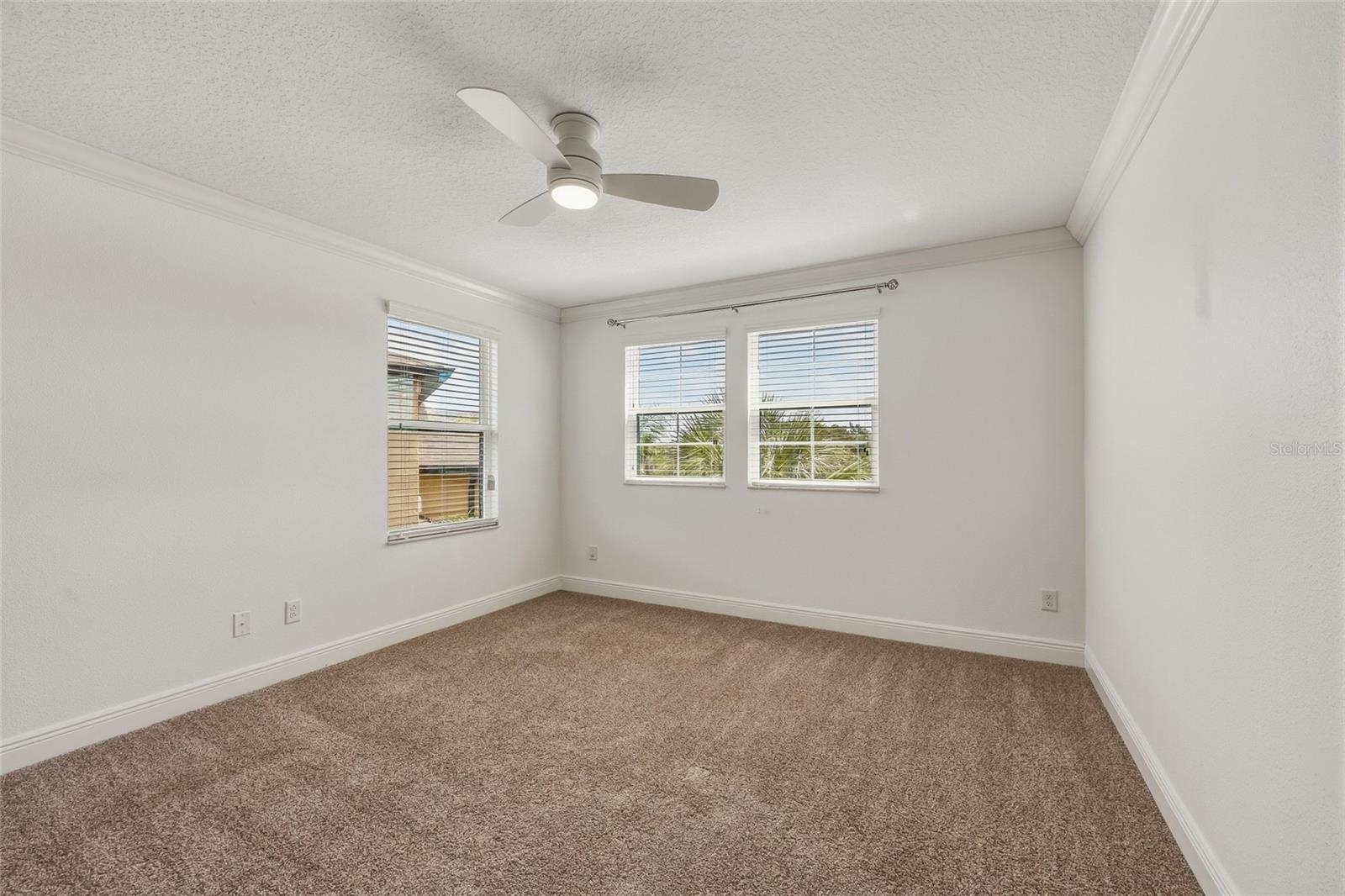 10702 PLEASANT KNOLL DR