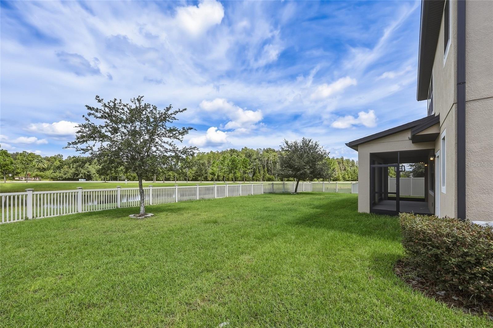 10702 PLEASANT KNOLL DR