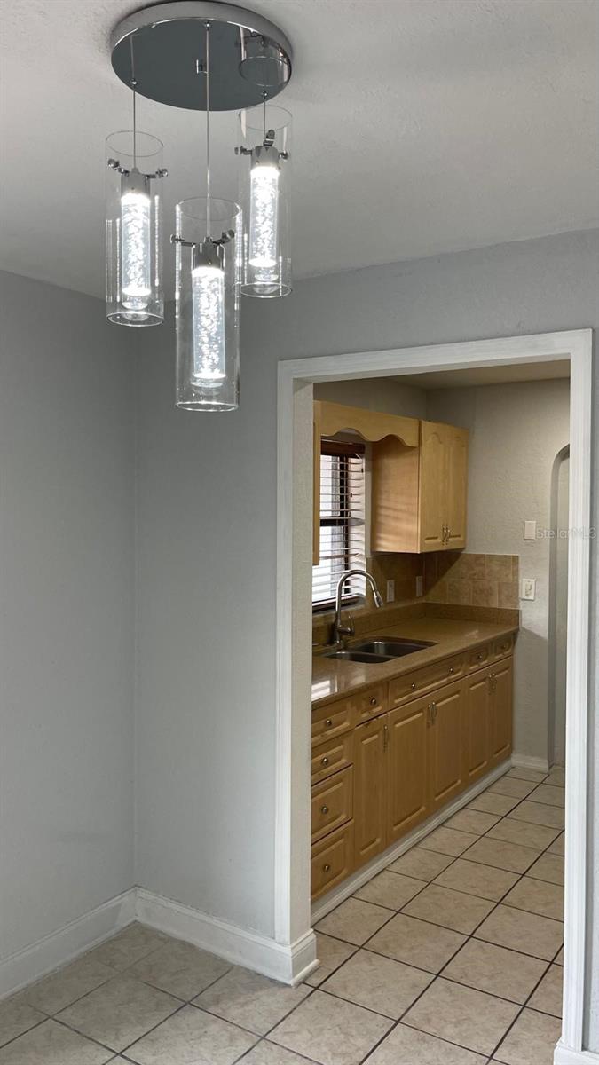 6524 LA MESA CIR