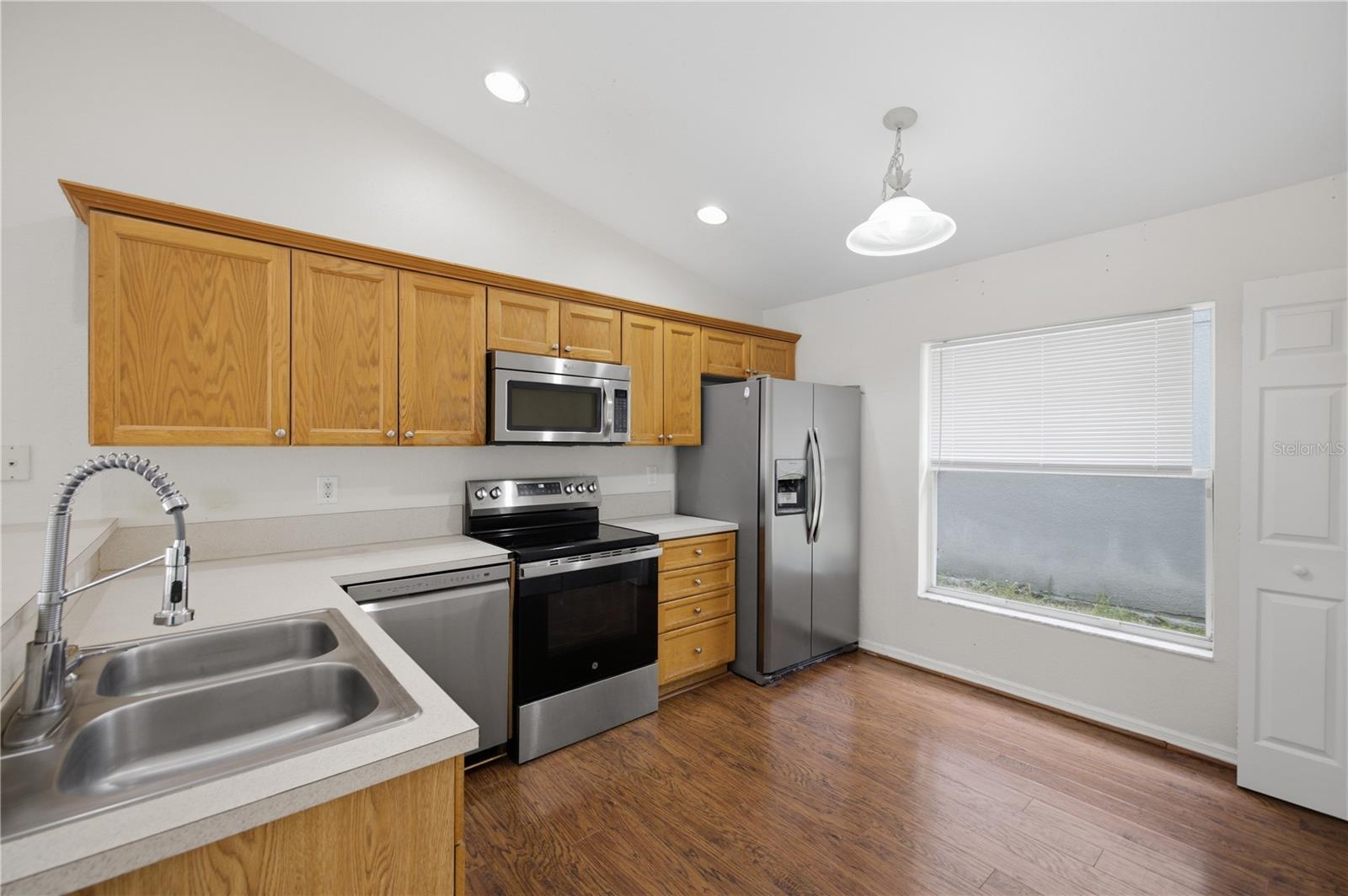 11426 BAY GARDENS LOOP