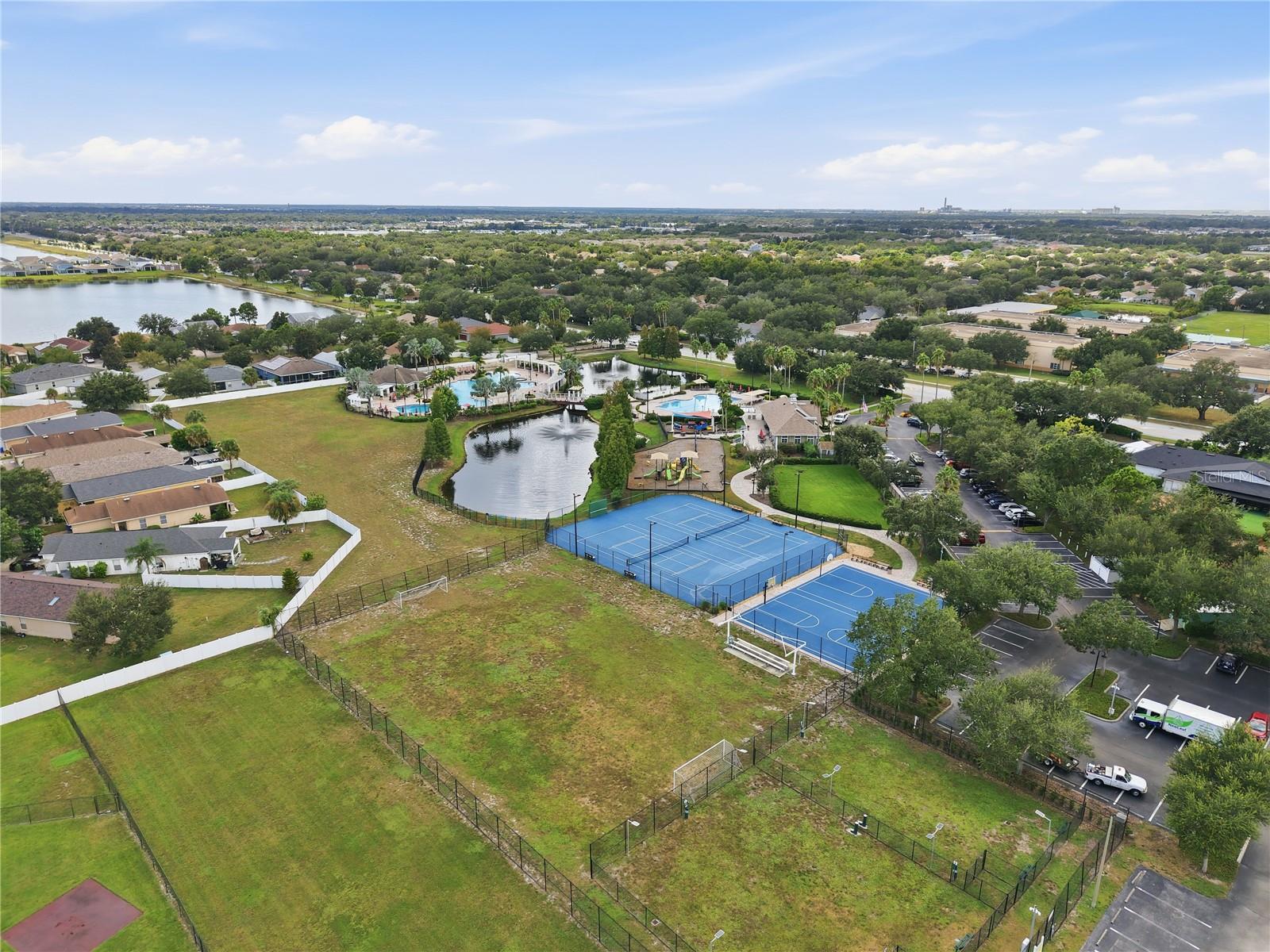 11426 BAY GARDENS LOOP