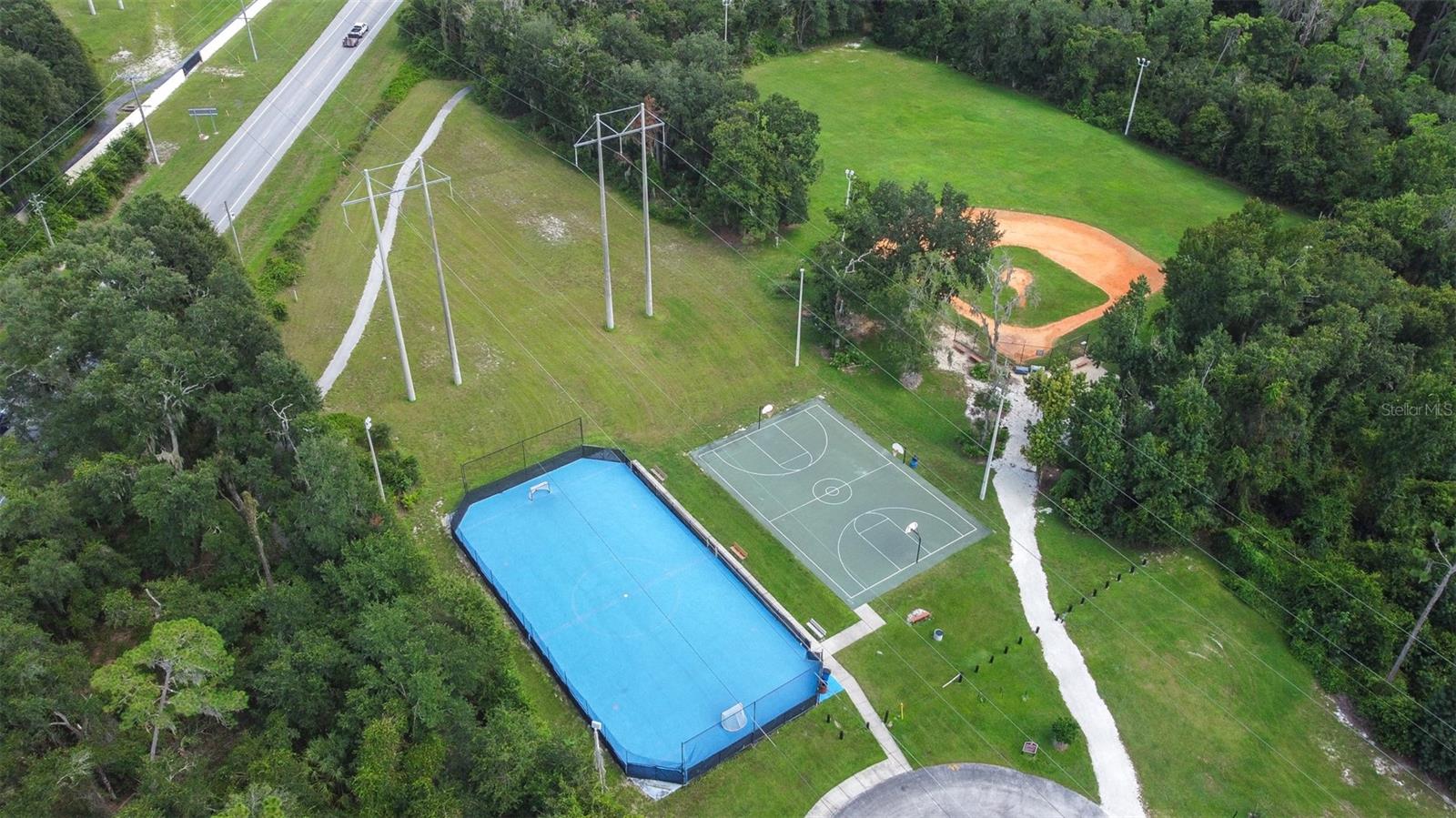 17012 FALCONRIDGE RD